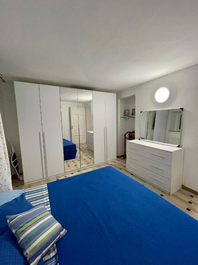 Celeste Apartment Генуа Екстериор снимка