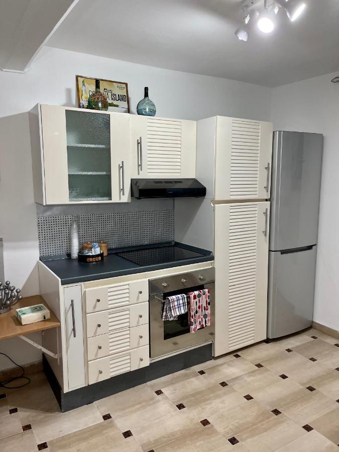 Celeste Apartment Генуа Екстериор снимка