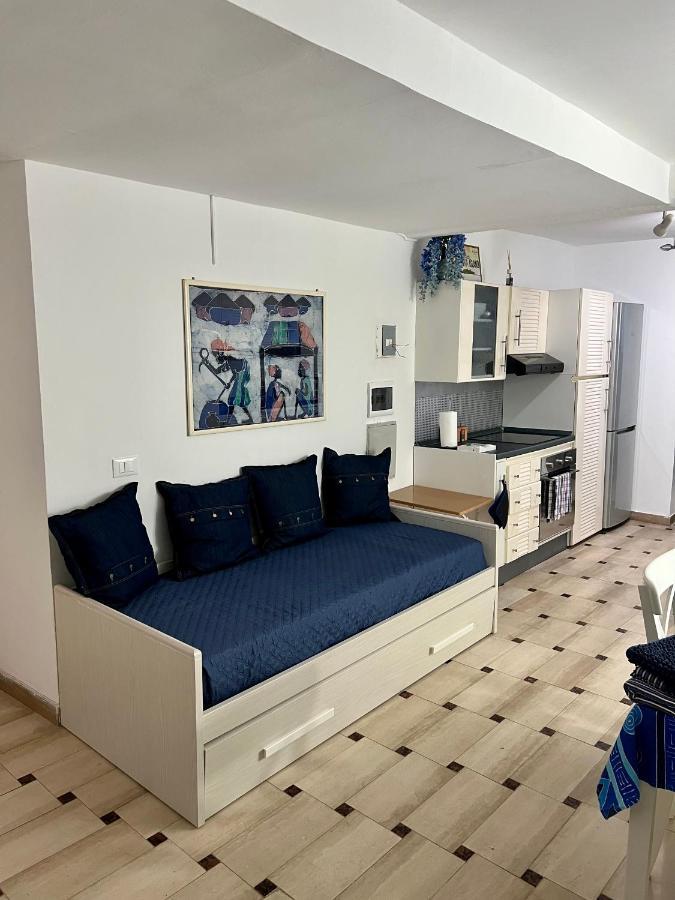 Celeste Apartment Генуа Екстериор снимка